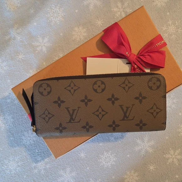 Louis Vuitton Reverse Monogram Clémence Wallet - Picture 2 of 10